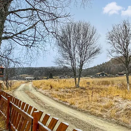 Holiday home 3 Bedroom Pet Friendly In