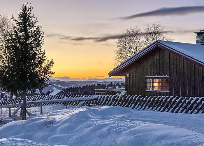 3 Bedroom Lovely In 빈스트라